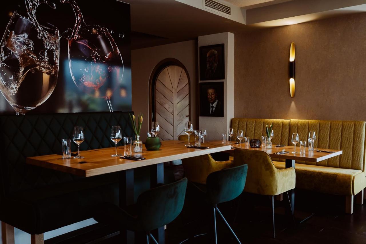 Weingut Und Gaestehaus Apel Нител Екстериор снимка
